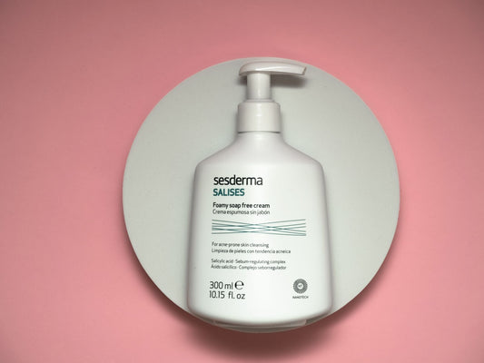 Acide salicylique visage : bienfaits et utilisation