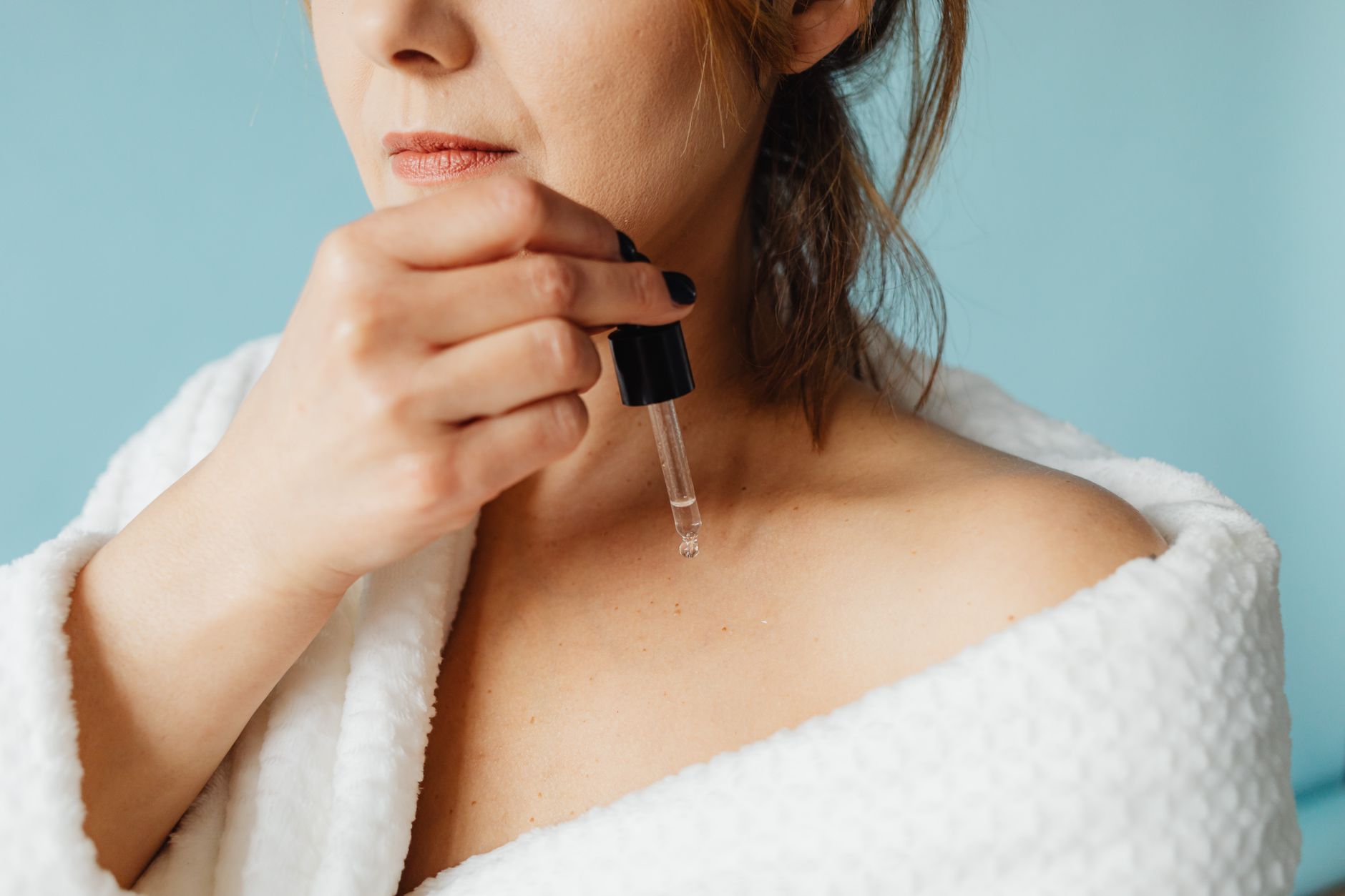 Sérum visage : à quoi ça sert et comment bien le choisir